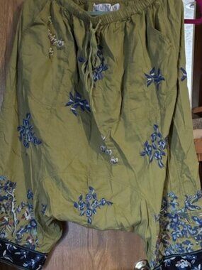 Magnolia Pearl Olive Green Embroidered Capris with Blue Floral Detail